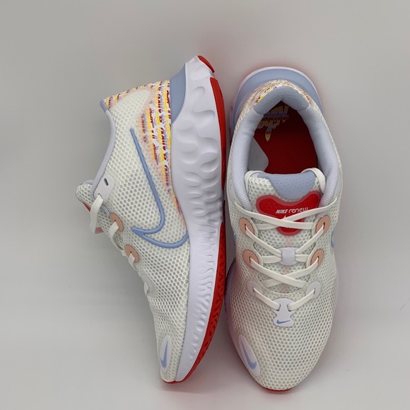 WMNS Nike Renew Run - Picture 3 of 9
